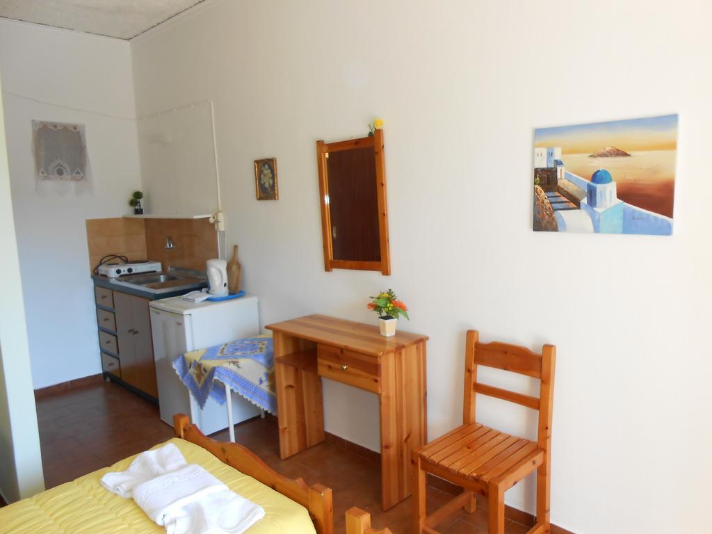 Gregory'S Studios Paleokastritsa Bilik gambar